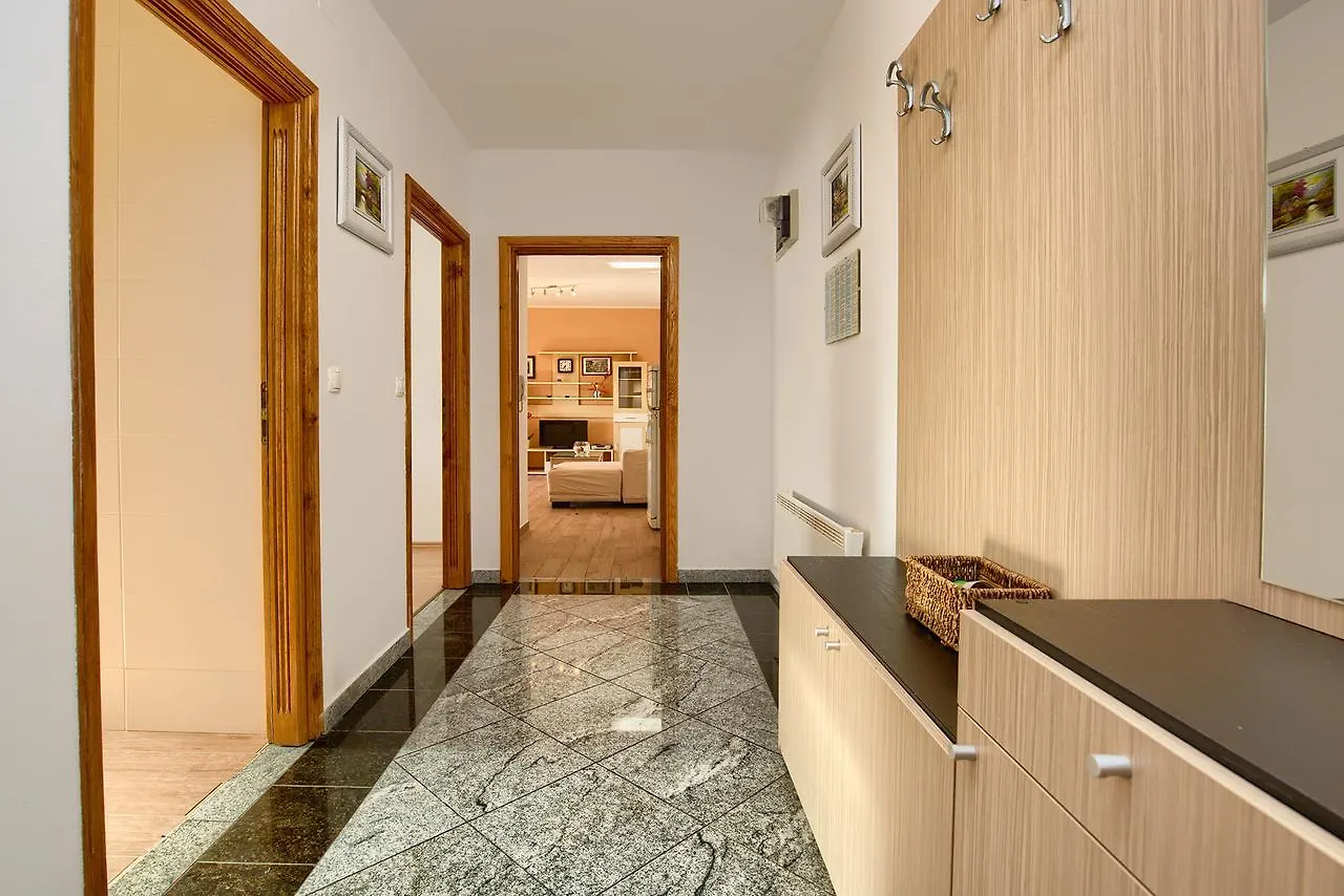 Apartment Mikulic Pula Croacia