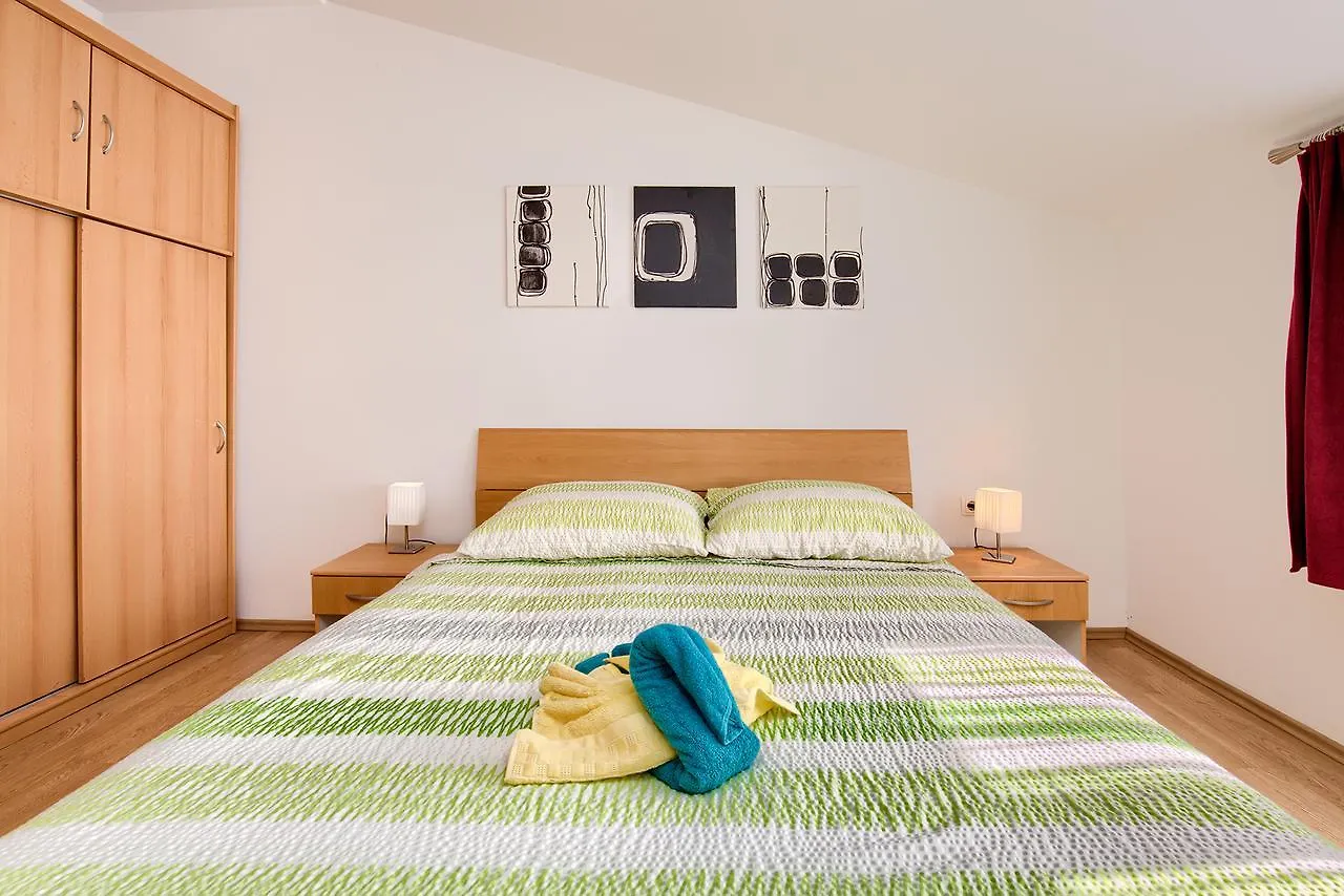 Apartment Mikulic Pula