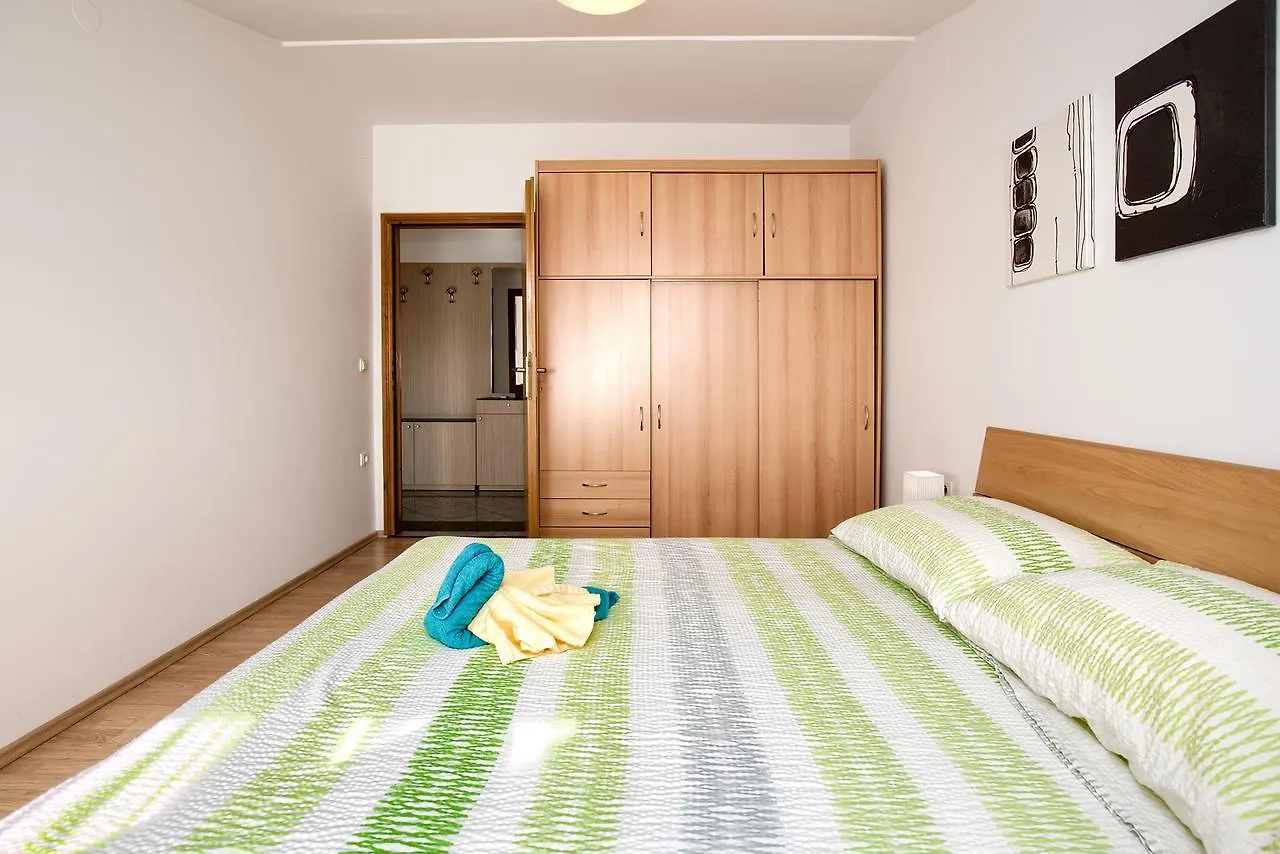Apartment Mikulic Pula Croacia